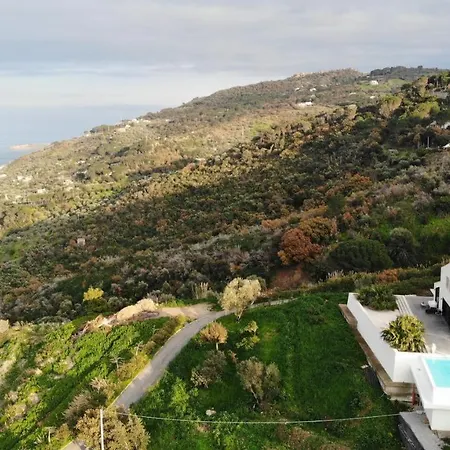Villa Luna 8, Emma *